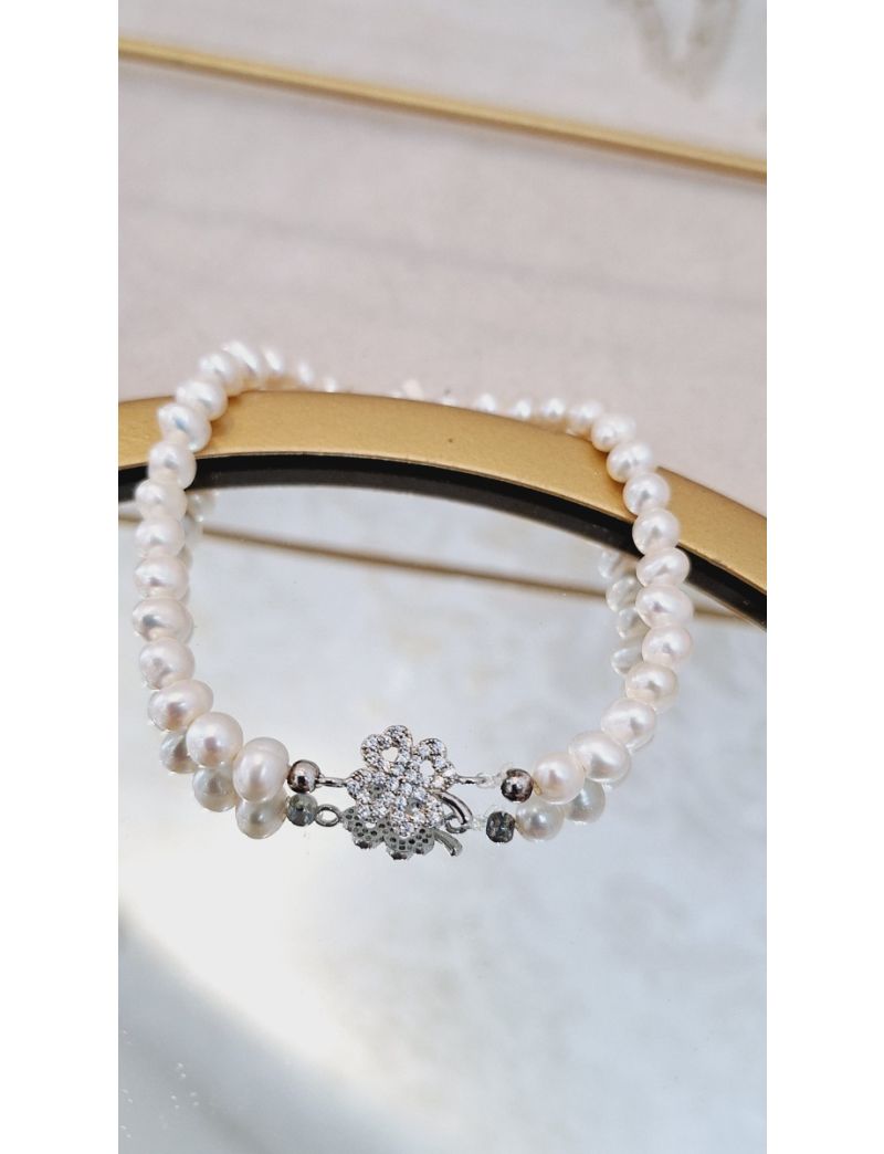 Pulseira Perolas e Prata Trevo prateado